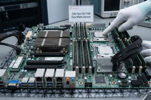 Một chiếc main server sẽ có cấu tạo như thế nào ?